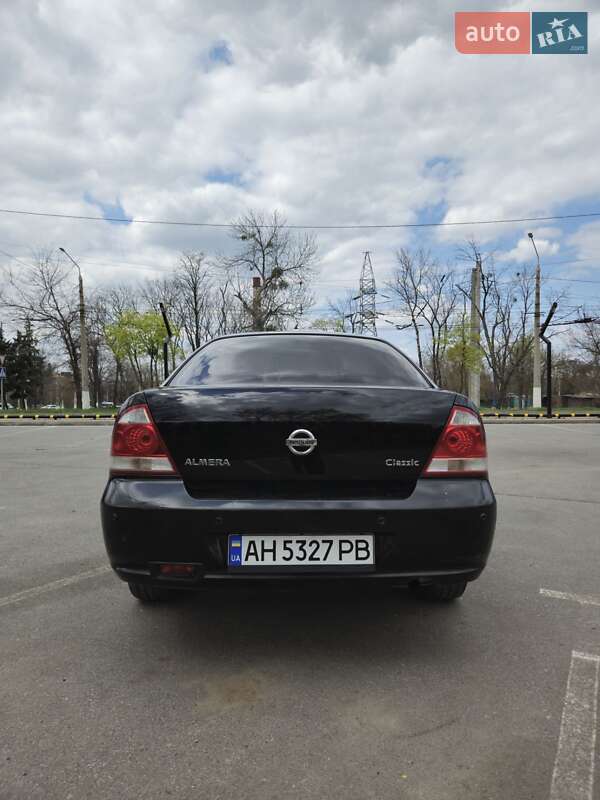 Седан Nissan Almera Classic 2007 в Черкасах