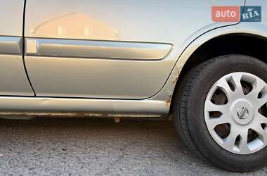 Седан Nissan Almera Classic 2007 в 