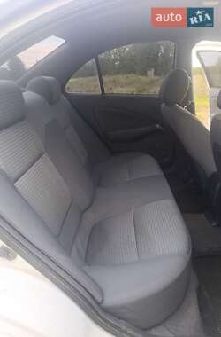 Седан Nissan Almera Classic 2006 в 