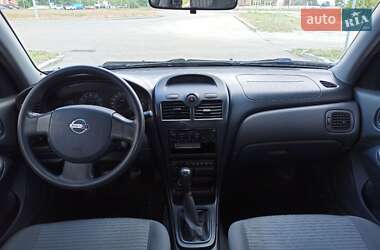 Седан Nissan Almera Classic 2006 в 