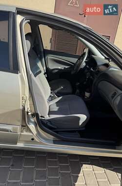 Седан Nissan Almera Classic 2007 в 