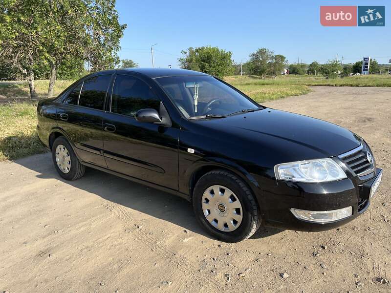 Седан Nissan Almera Classic 2008 в Вознесенську
