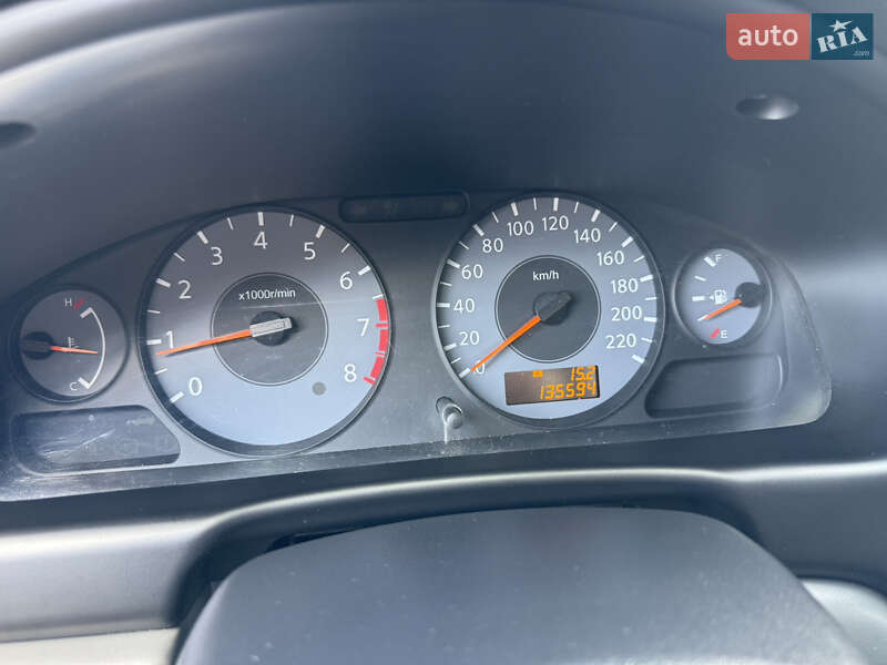 Седан Nissan Almera Classic 2012 в Кременчуге