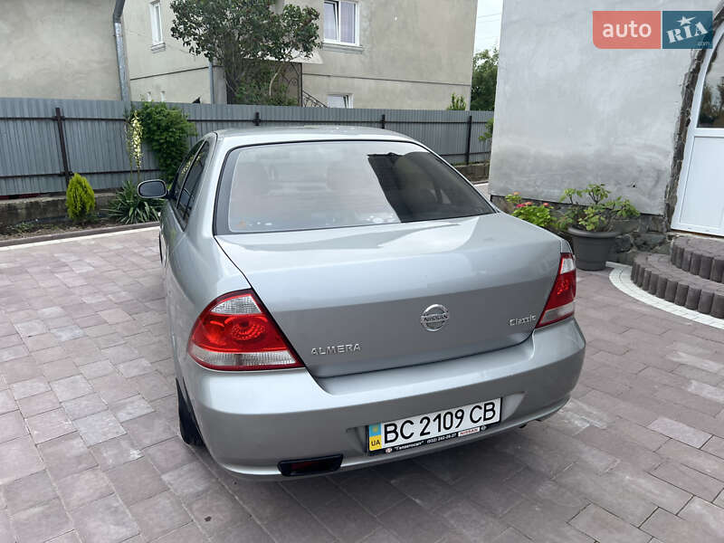 Седан Nissan Almera Classic 2008 в Куликові