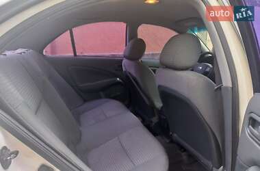 Седан Nissan Almera Classic 2006 в 