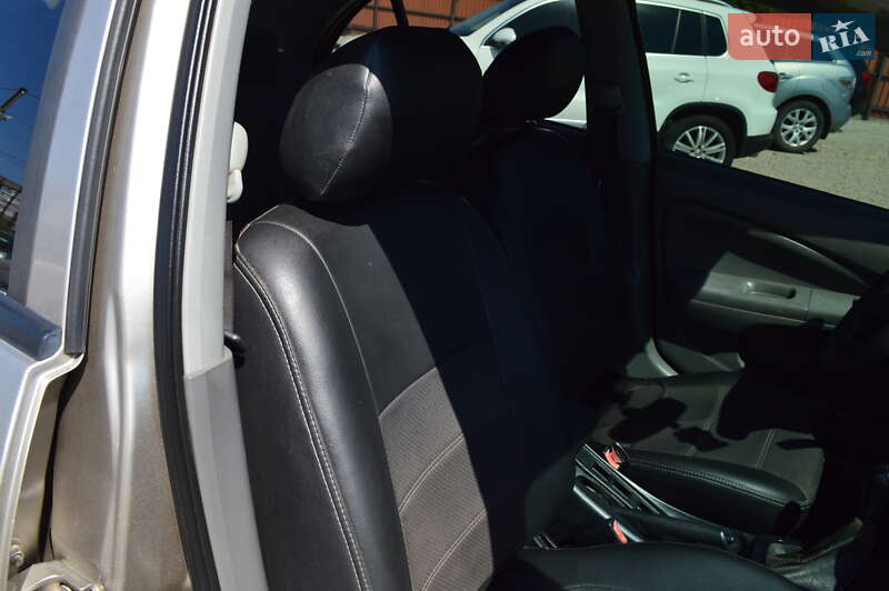 Седан Nissan Almera Classic 2011 в Кропивницком