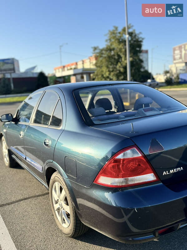 Седан Nissan Almera Classic 2007 в Киеве