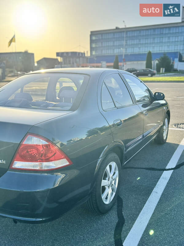 Седан Nissan Almera Classic 2007 в Киеве