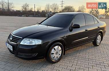 Седан Nissan Almera Classic 2009 в Чернівцях