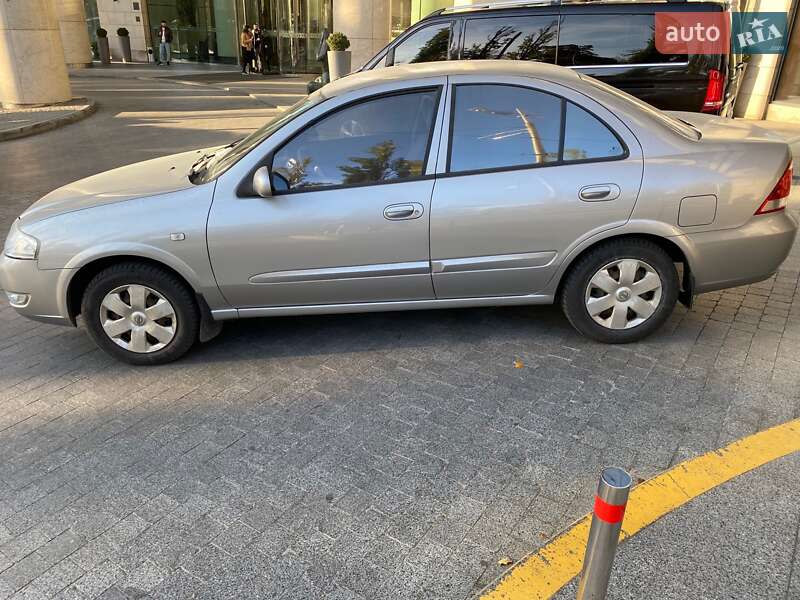 Седан Nissan Almera Classic 2008 в Ирпене