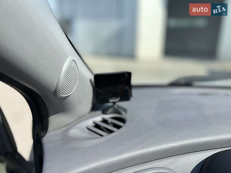 Мінівен Nissan Almera Tino 2003 в Володимирі фото 11 Мінівен Nissan Almera Tino 2003 в Володимирі