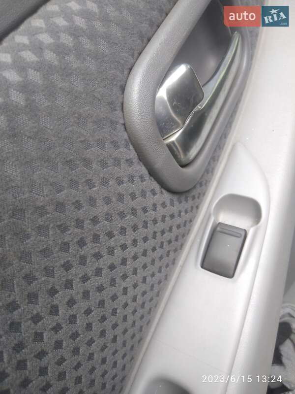 Минивэн Nissan Almera Tino 2005 в Львове