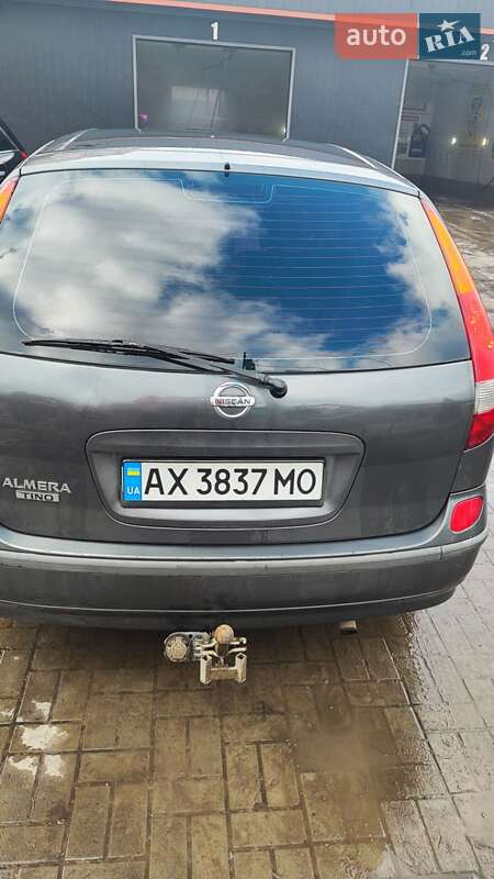 Минивэн Nissan Almera Tino 2005 в Лозовой