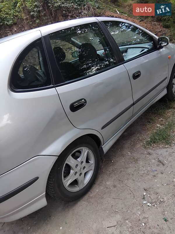 Минивэн Nissan Almera Tino 2005 в Одессе