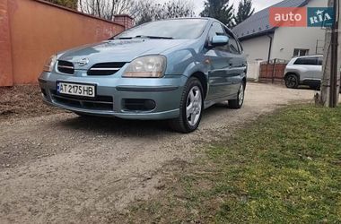 Минивэн Nissan Almera Tino 2001 в Ивано-Франковске