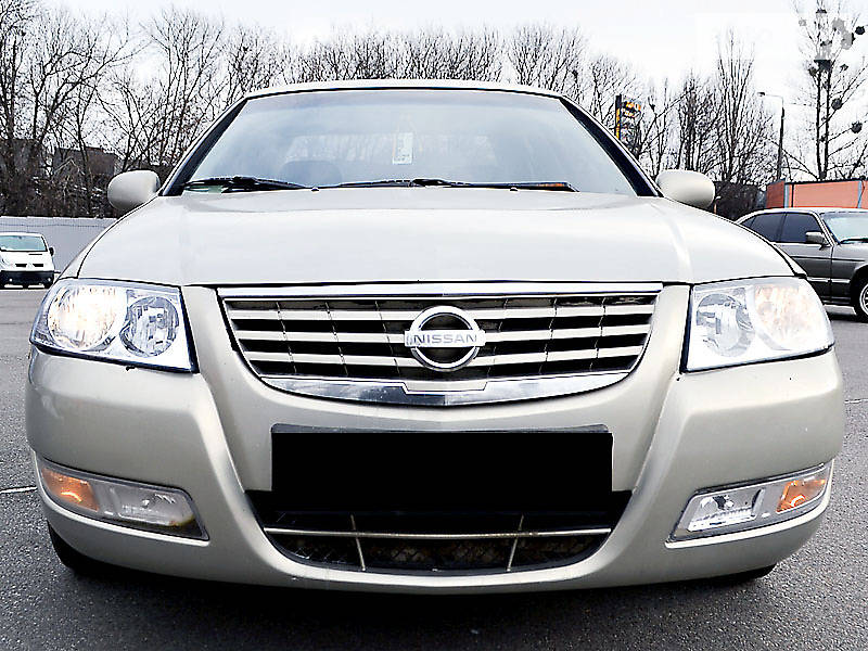 Nissan Almera 2009 року