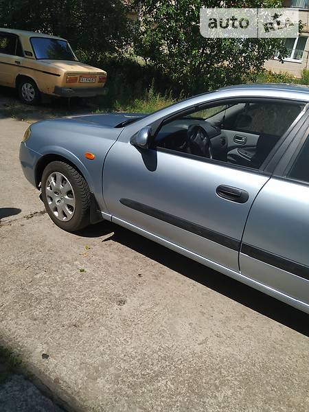 Хэтчбек Nissan Almera 2005 в Радомышле