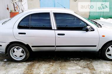 Седан Nissan Almera 1998 в Килии