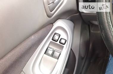 Седан Nissan Almera 2005 в 