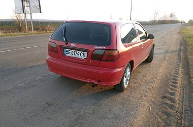 Хетчбек Nissan Almera 1996 в 