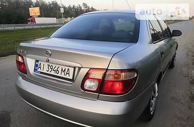 Седан Nissan Almera 2004 в Киеве