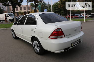 Седан Nissan Almera 2012 в Киеве