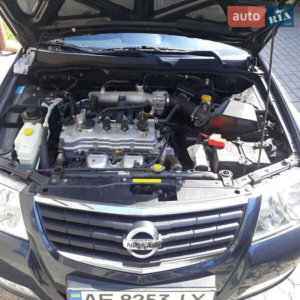Седан Nissan Almera 2008 в Днепре
