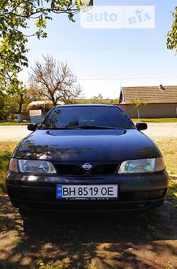 Седан Nissan Almera 1997 в Одессе