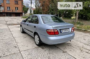 Седан Nissan Almera 2004 в Ивано-Франковске