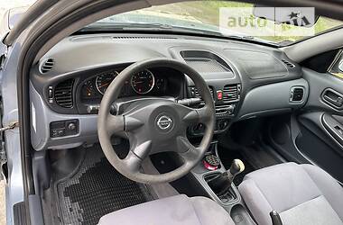 Седан Nissan Almera 2004 в Ивано-Франковске