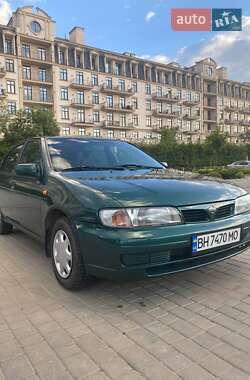 Хетчбек Nissan Almera 1997 в Одесі