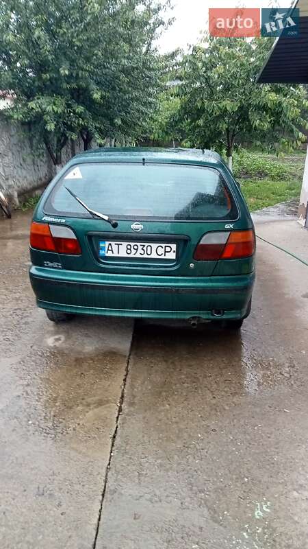 Хетчбек Nissan Almera 1996 в Івано-Франківську