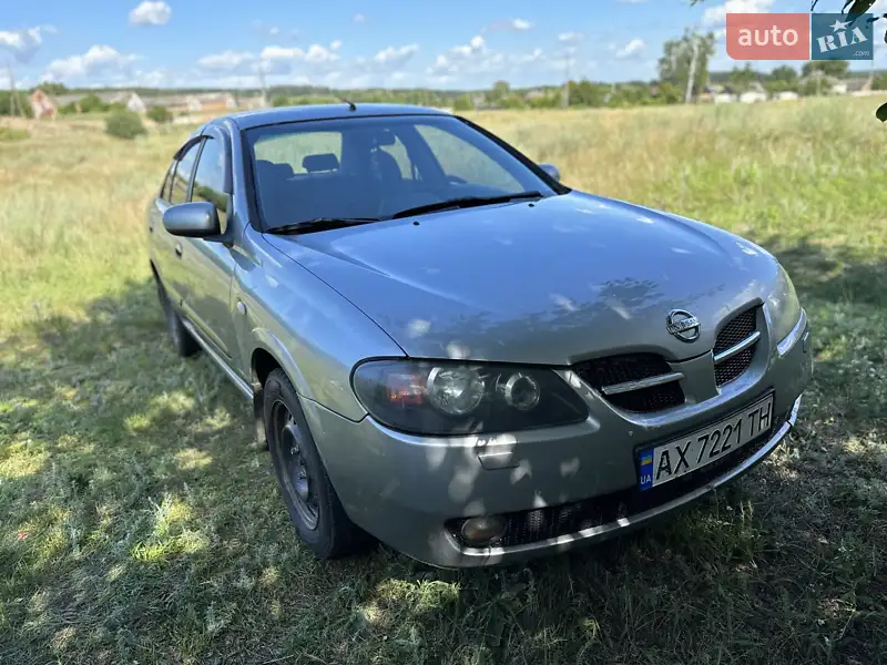 Nissan Almera