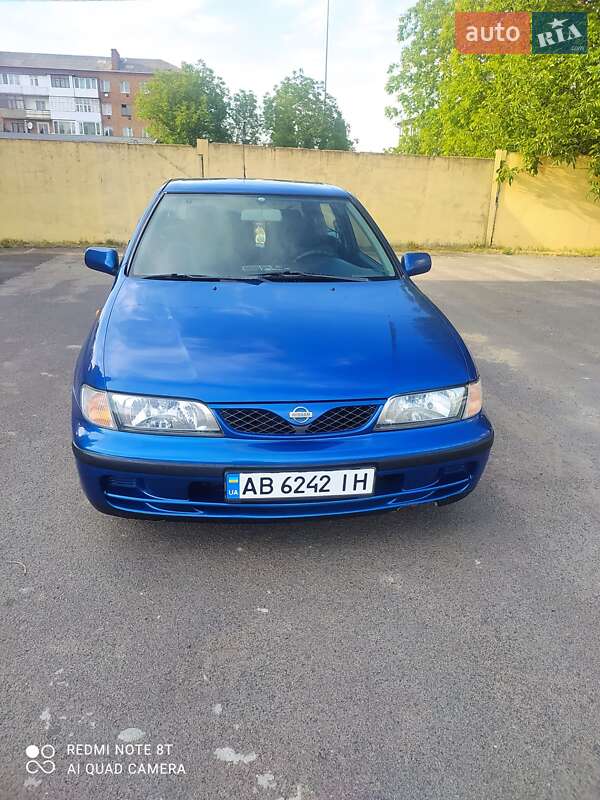 Хэтчбек Nissan Almera 1999 в Тульчине