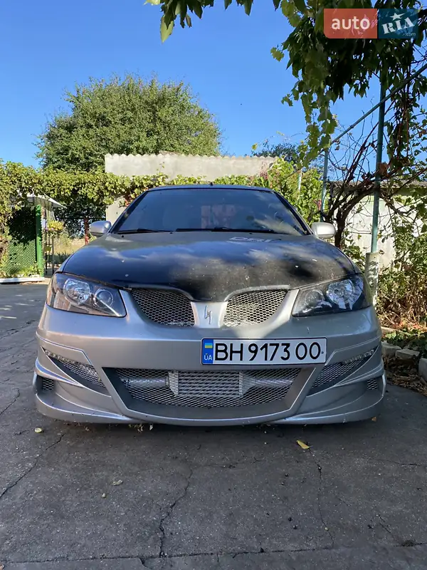 Nissan Almera