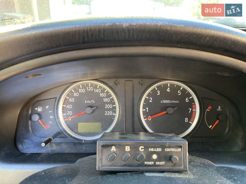 Седан Nissan Almera 2003 в Овідіополі