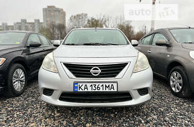 Седан Nissan Almera 2012 в Киеве