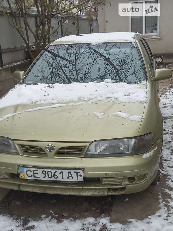Хэтчбек Nissan Almera 1996 в Черновцах