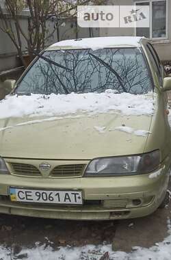 Хэтчбек Nissan Almera 1996 в Черновцах