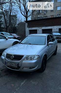 Седан Nissan Almera 2011 в Івано-Франківську