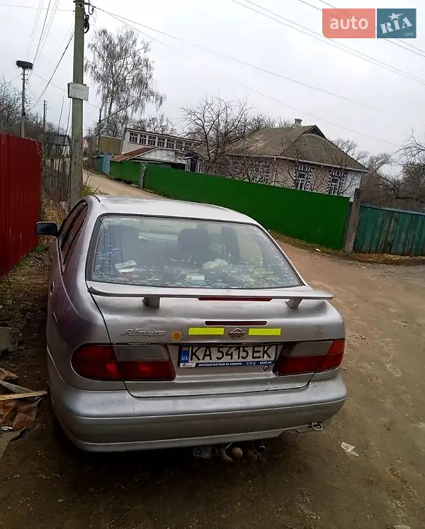 Nissan Almera 1998