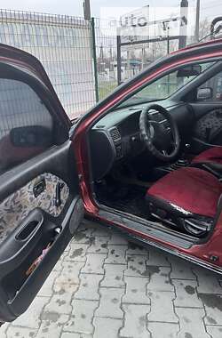 Седан Nissan Almera 1996 в Звягелі