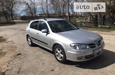 Хэтчбек Nissan Almera 2001 в Одессе