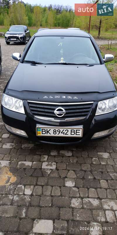 Nissan Almera 2012