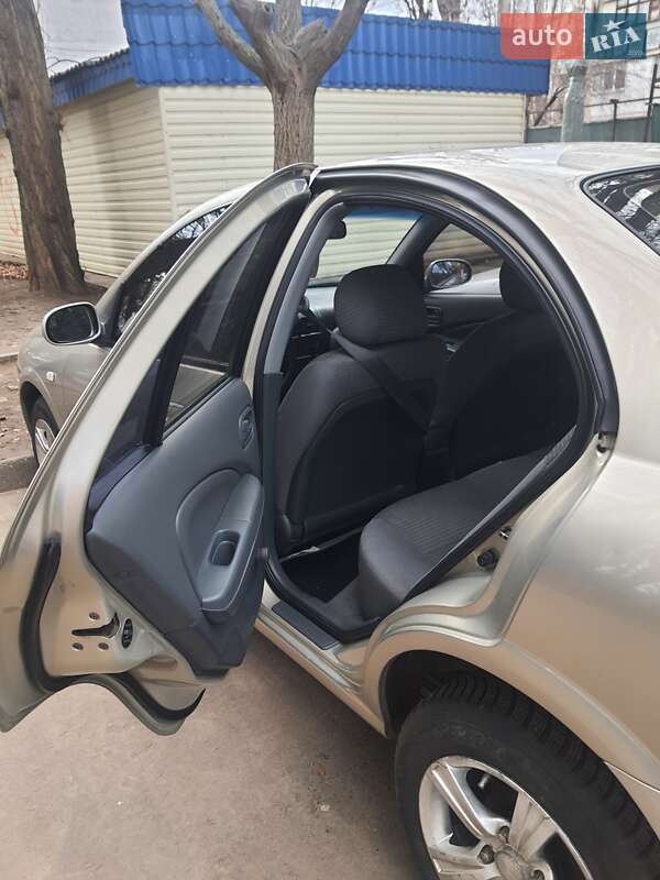 Седан Nissan Almera 2007 в Одессе