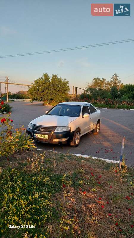 Nissan Almera 2012