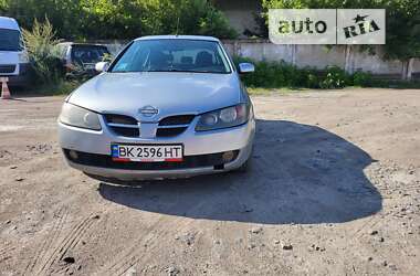 Хетчбек Nissan Almera 2003 в Рівному