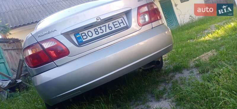 Седан Nissan Almera 2005 в Радивиліві