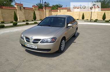 Седан Nissan Almera 2003 в Измаиле