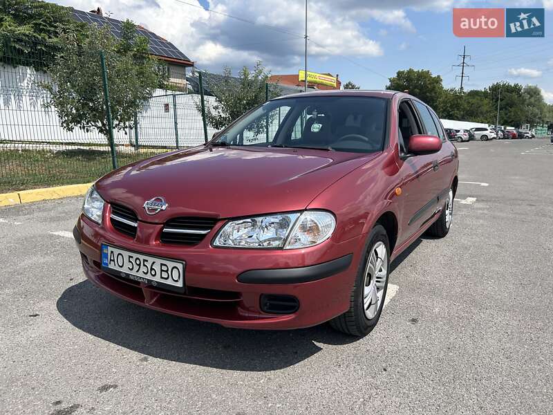 Nissan Almera 2001
